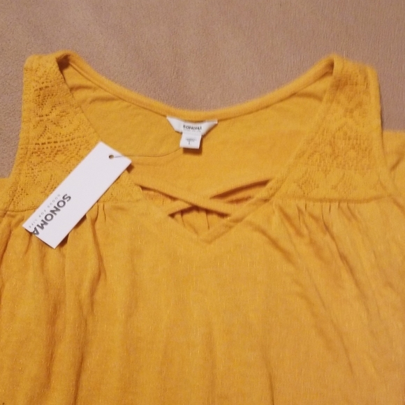 Top - Picture 4 of 4